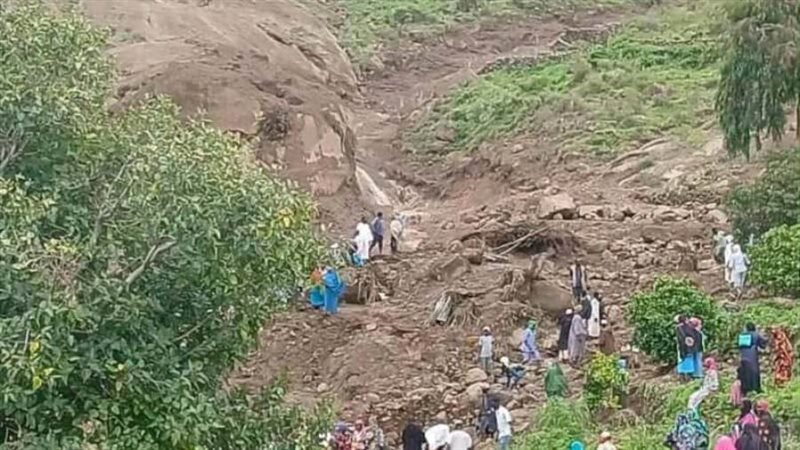 انهيار أراضي مأخودة