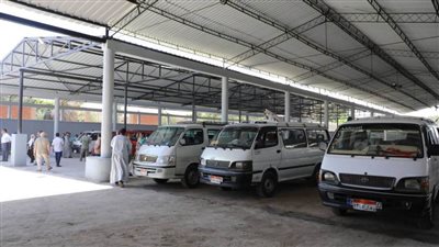 محافظ المنيا يقرر غرامة 5 آلاف جنيه على المركبات المخالفة خارج المواقف الرسمية