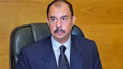 محافظ سوهاج يتابع معدلات الأداء في ملف التصالح على مخالفات البناء