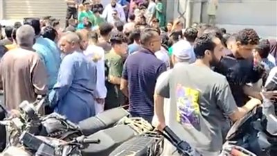 من عائلة واحدة.. 