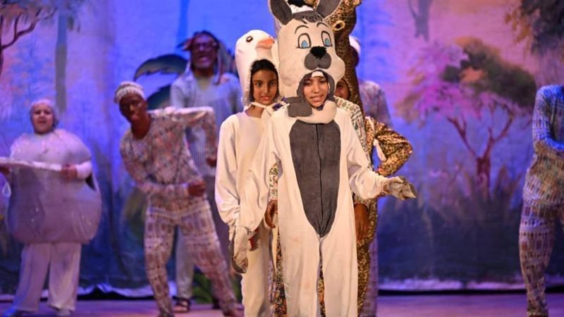 جانب من العرض المسرحي