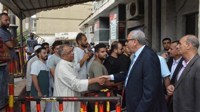 بالصور.. محافظ الغربية يتفقد الخدمات في مكتب تصديقات الخارجية ودار الكتب بطنطا