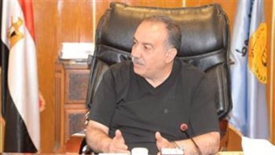 محافظ أسيوط يبحث تنفيذ مشروعات تنموية لتوفير فرص عمل للشباب ودعم الأسر الأولى بالرعاية