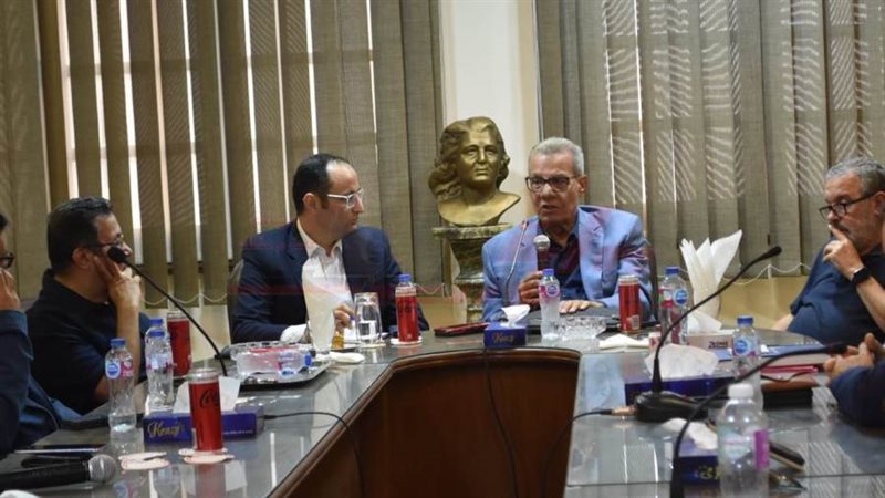 جانب من ندوة روز