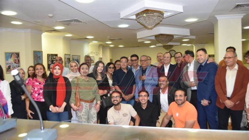 جانب من الندوه