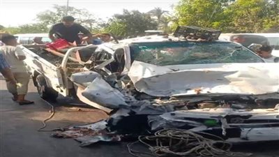 مصرع شخص وإصابة 8 آخرين في تصادم سيارتين بطريق كفر شكر/ بنها