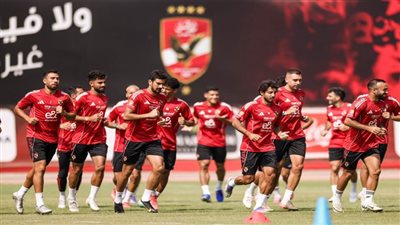 بمشاركة اللاعبين الدوليين.. الأهلي يواصل تدريباته استعدادًا لمواجهة إنبي في الدوري الممتاز