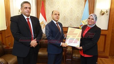 محافظ كفر الشيخ يكرم المتميزين بالقطاع الصحي
