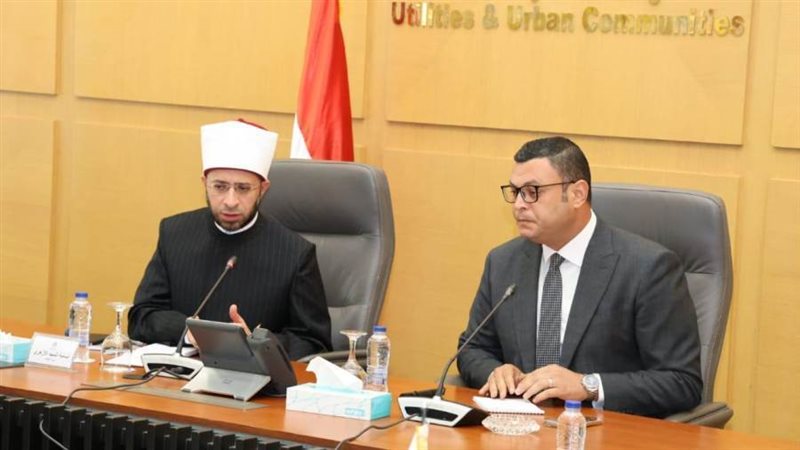 وزيرا الأوقاف والإسكان