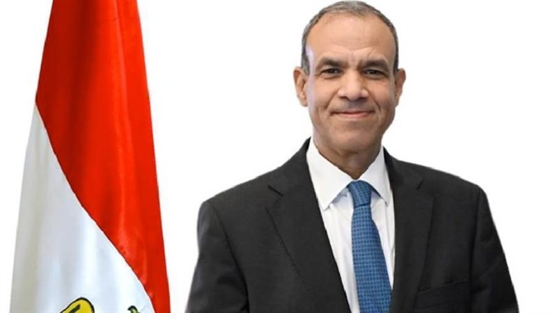 الدكتور بدر عبد العاطي