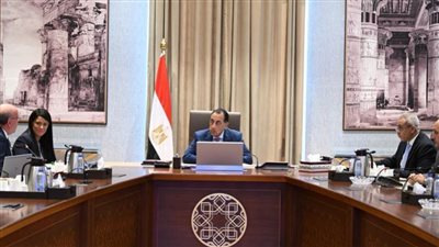 رئيس الوزراء يتابع إجراءات فض التشابكات المالية بين 
