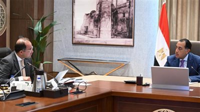 رئيس الوزراء يستعرض مع وزير المالية الملامح الأولية للحزمة الثانية من مبادرة التسهيلات الضريبية