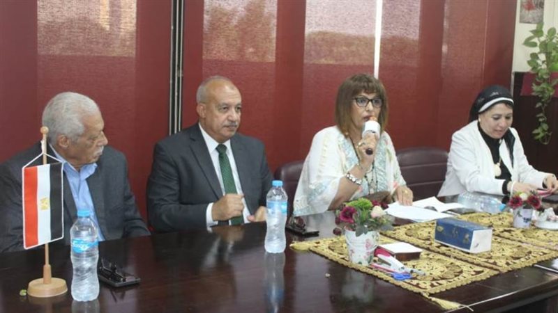 جانب من الندوه