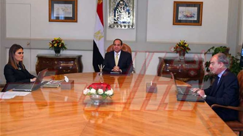 السيسي يتلقى تقريرا