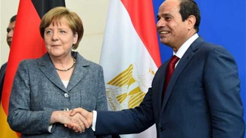 الرئيس يجري اتصالاً