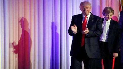 نجل ترامب يثير أزمة ويتسبب في فصل موظفة من عملها