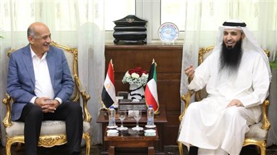 إشادة كويتية بإنجازات النقل البحري المصري خلال زيارة ميناء الإسكندرية