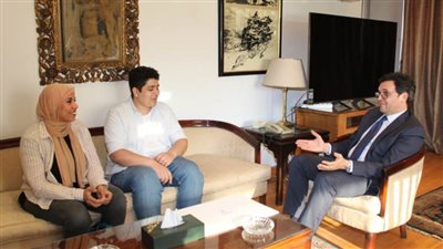 وزير الثقافة يعلن إطلاق مشروع “ذهب مصر” لتجميل الواجهات بجداريات تحمل الهوية المصرية