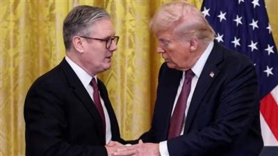 ستارمر يحث ترامب على زيادة الضغط على بوتين مع تصاعد الحرب في أوكرانيا