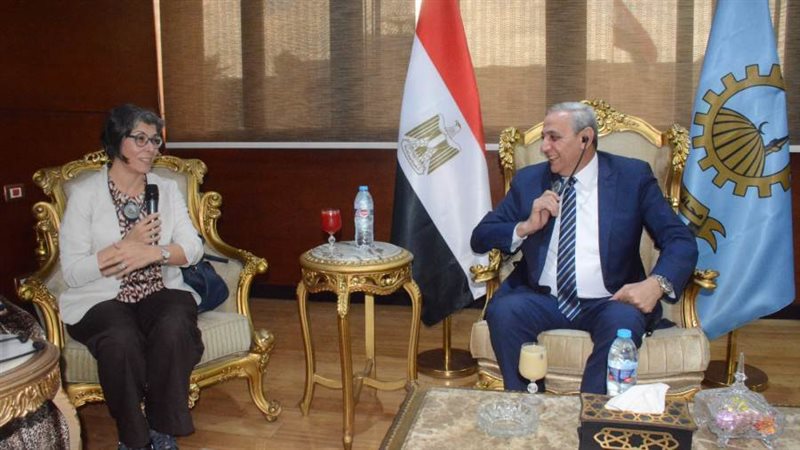 محافظ الغربية خلال