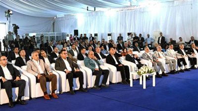 محافظ الإسماعيلية: الدولة المصرية أولت اهتماما كبيرا بالمنطقة الاقتصادية لقناة السويس