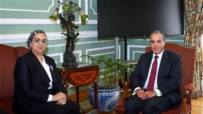وزير الخارجية يستقبل رئيسة المجلس القومي للمرأة