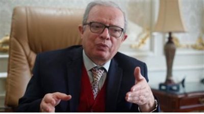 ندب الدكتور حسين عيسى مستشارًا لوزير التعليم العالي للسياسات المالية والاقتصادية