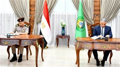 إدارة الإشارة للقوات المسلحة توقع بروتوكول تعاون مع محافظة الإسماعيلية