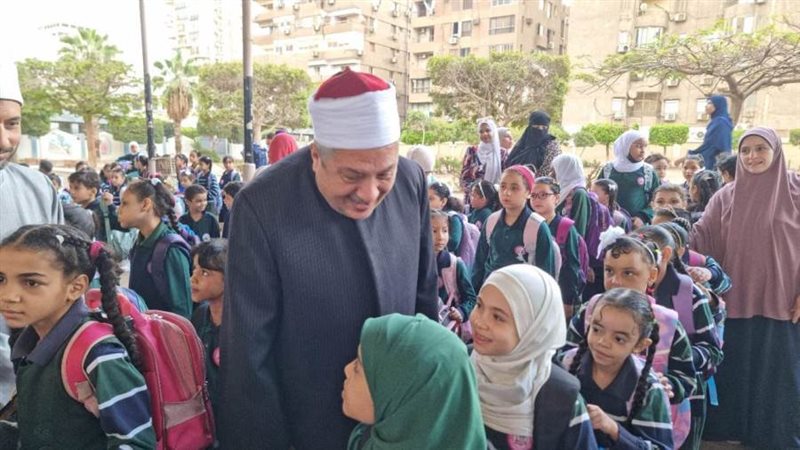 رئيس قطاع المعاهد