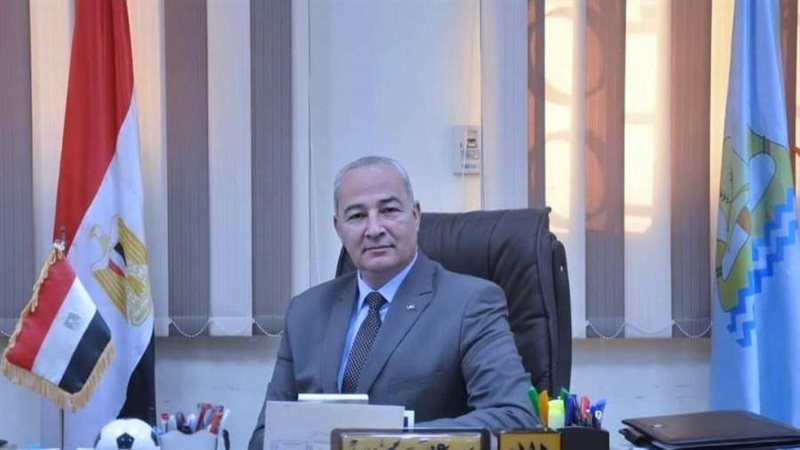 الدكتور عزت محروس