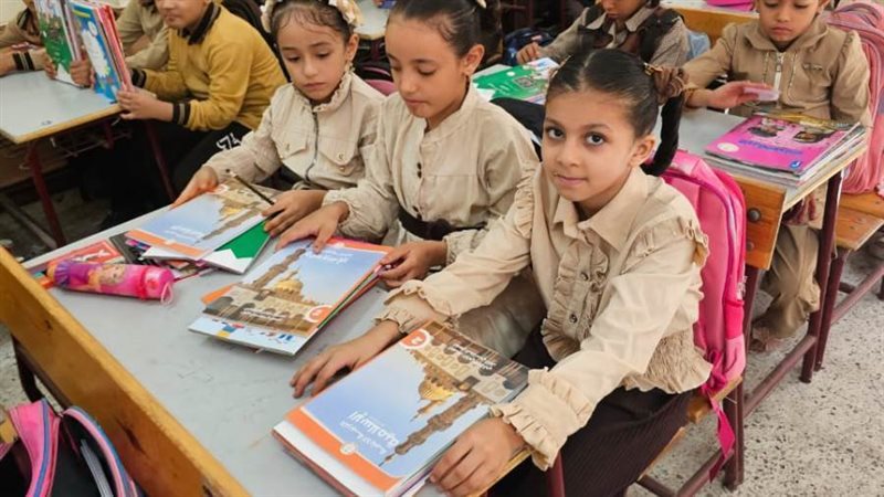 انتظام الدراسه بمدارس