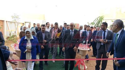 وزير التعليم ومحافظ الشرقية يفتتحان مدرسة فوزي الدهشوري بأنشاص الرمل 