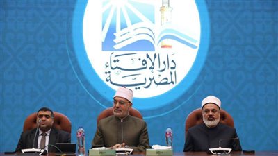 مفتي الجمهورية يلتقي وفدًا من الأئمة والدعاة من ثماني دول مشاركة في برنامج 