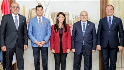 عاجل.. النيابة الإدارية ووزيرا الرياضة والتخطيط يستعرضون خطة التصويت الإلكتروني للأندية الرياضية 