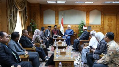 وكيل الأزهر يستقبل رئيس جمعية نهضة العلماء الإندونيسية والوفد المرافق له