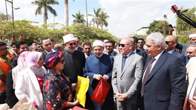 رئيس جامعة الأزهر ومحافظ القاهرة يدشنان معسكر 