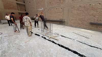 «التنمية المحلية»:إزالة أدوار مخالفة في ٣ عقارات بالسلام وعين شمس والهرم 