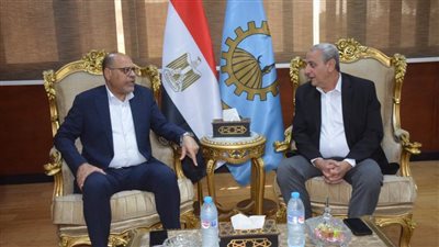 محافظ الغربية يناقش مع وزير العمل آليات تقديم الدعم لأسر ضحايا حريق مصبغة المحلة