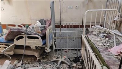 عاجل | ممرضة أمريكية توثق تحت القصف والحصار لحظة انهيار مستشفى بغزة