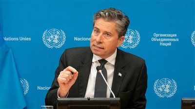 مسؤول أممي: الفلسطينيون يواجهون أوضاعًا إنسانية مروعة في غزة