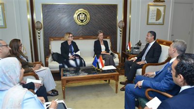 وزير التموين يبحث مع سفيرة الاتحاد الأوروبي بالقاهرة تعزيز التعاون