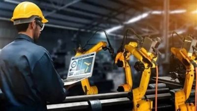 اتحاد الصناعات: الاقتصاد المصري يسجل نموا مدعوما بمرونة سعر الصرف وقوة الجنيه