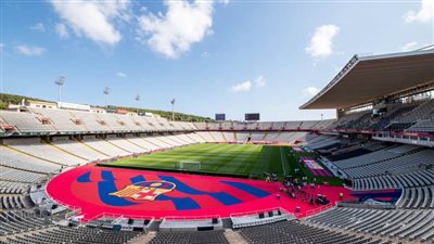 برشلونة يقرر الاستمرار في أداء مبارياته على ملعب 