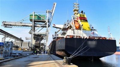 عمال الموانئ الإيطالية يمنعون وصول السفن المتجهة إلى إسرائيل