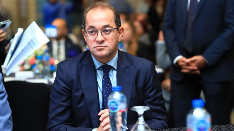 وزير المالية خلال