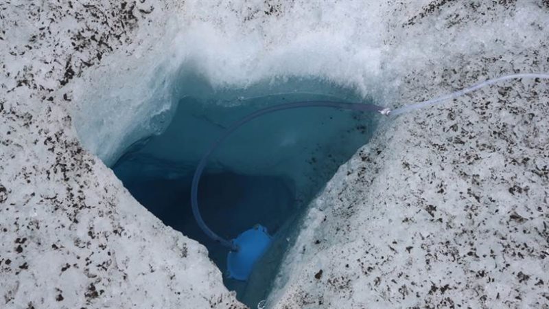 جليد سويسرا