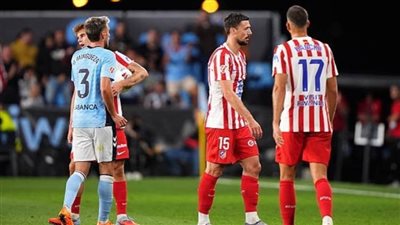 سيلتا فيجو يوقف قطار 