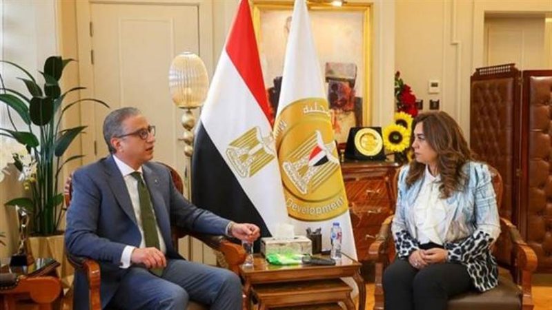 وزير البيئة الدكتورة