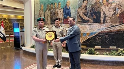 تكريم جامعة الأزهر في المعرض السنوي للثقافات العسكرية