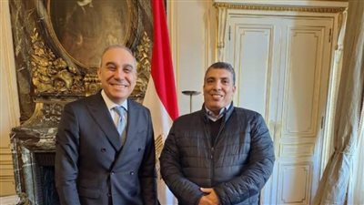 السفير المصري بفرنسا يستقبل رئيس جمعية بيوت الشباب المصري